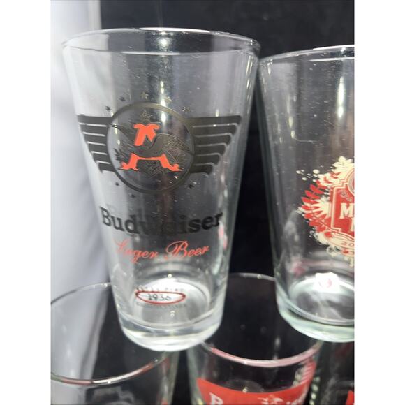 11 Budweiser Retro Pint Glasses Series - 1936 1947 1948 1955 1961 1952 1963 - Picture 10 of 12